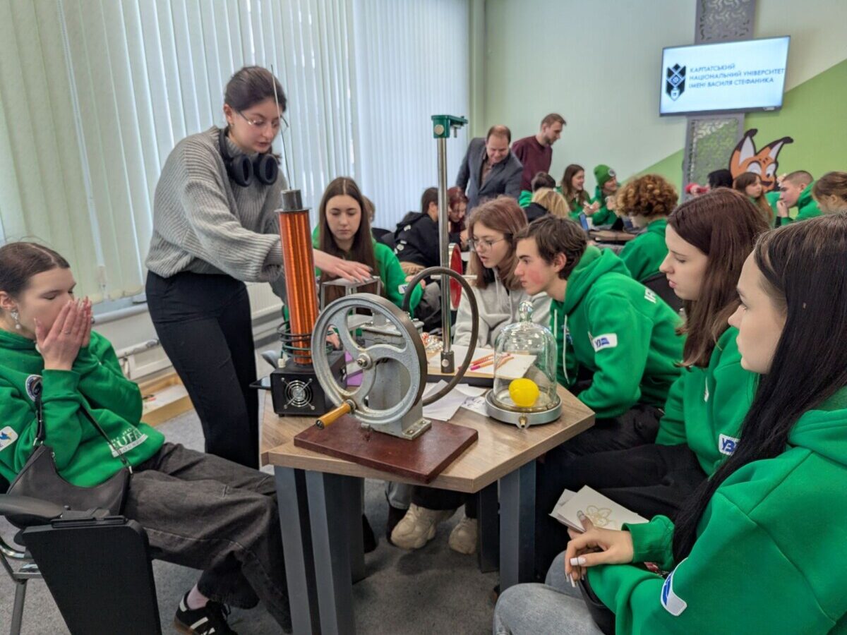 IMG-935538d7f993591689240a53f919a347-V